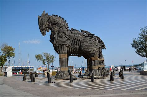 Trojan horse .